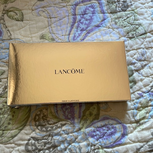 Lancôme Holiday 2023 Eye and Face Palette (New/Unused) - Picture 4 of 6